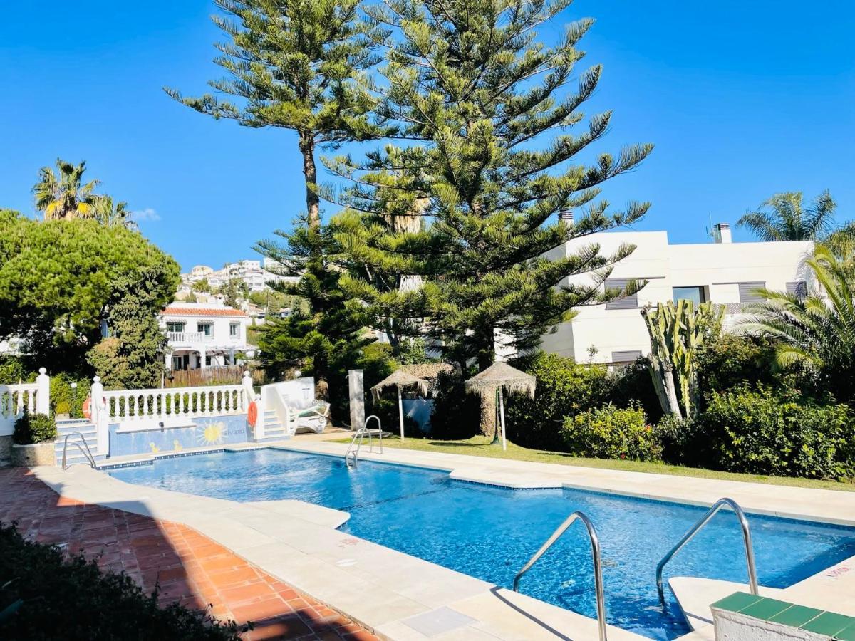 Riviera By The Beach 2 Bedroom Apartment Sitio de Calahonda Eksteriør bilde