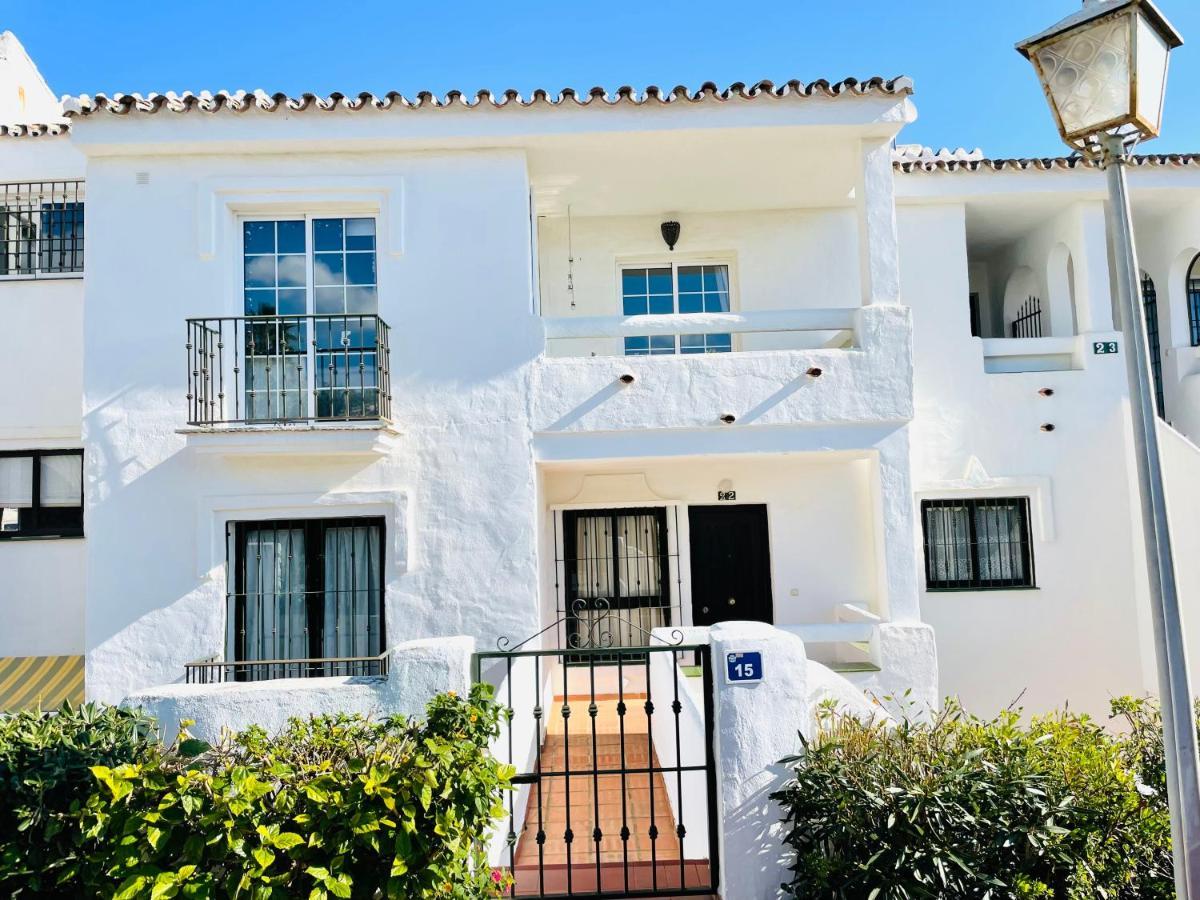 Riviera By The Beach 2 Bedroom Apartment Sitio de Calahonda Eksteriør bilde