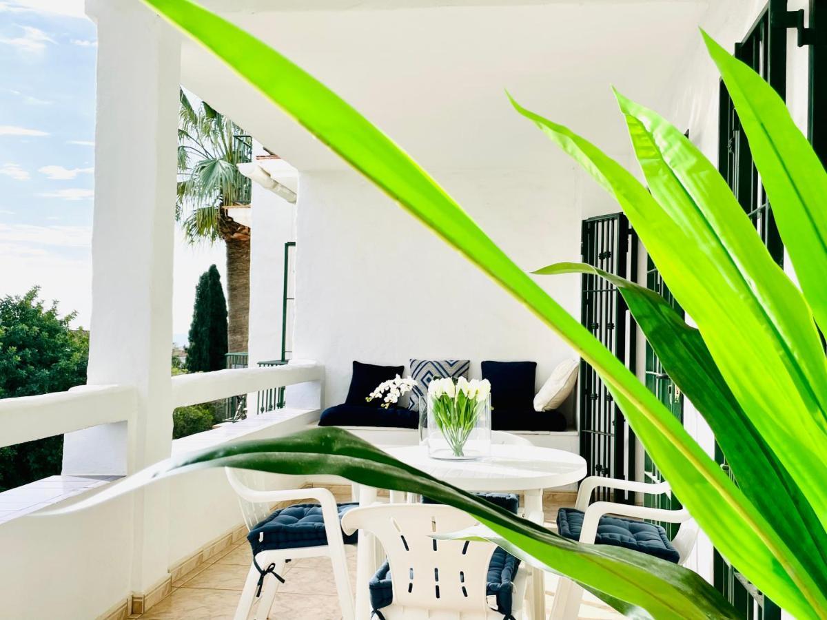 Riviera By The Beach 2 Bedroom Apartment Sitio de Calahonda Eksteriør bilde