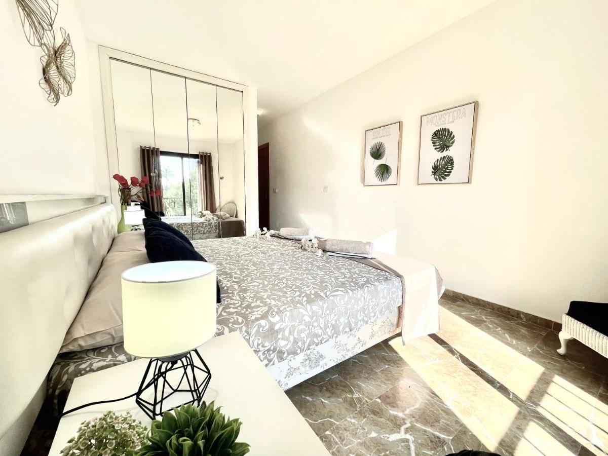Riviera By The Beach 2 Bedroom Apartment Sitio de Calahonda Eksteriør bilde